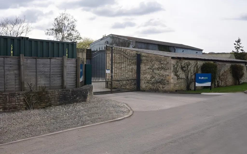 7baee7ca-0293-4ff9-a229-359fb9a78537-scaled