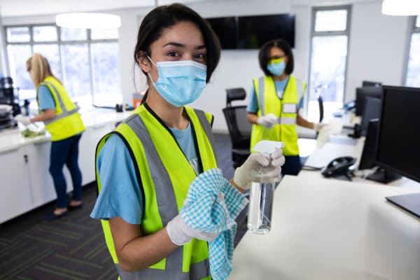 Office-Cleaning-Service-in-Buffalo-NY-Commercial-Office-Cleaners-600x400