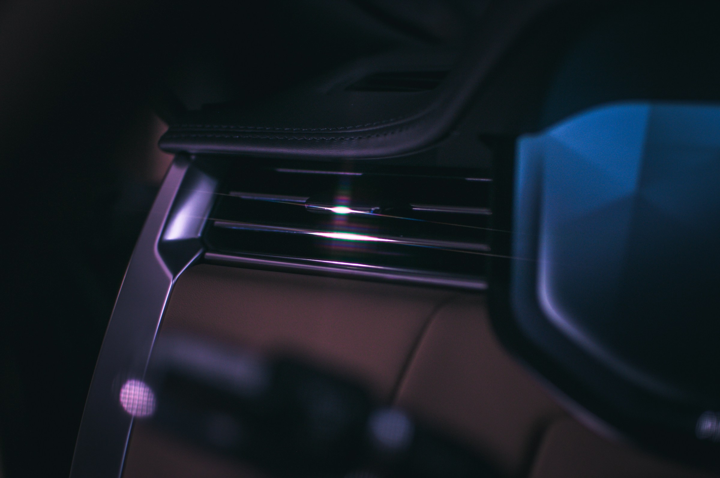 Looking for a Mercedes Car Mechanic Near Me? Here’s What You Need to Know