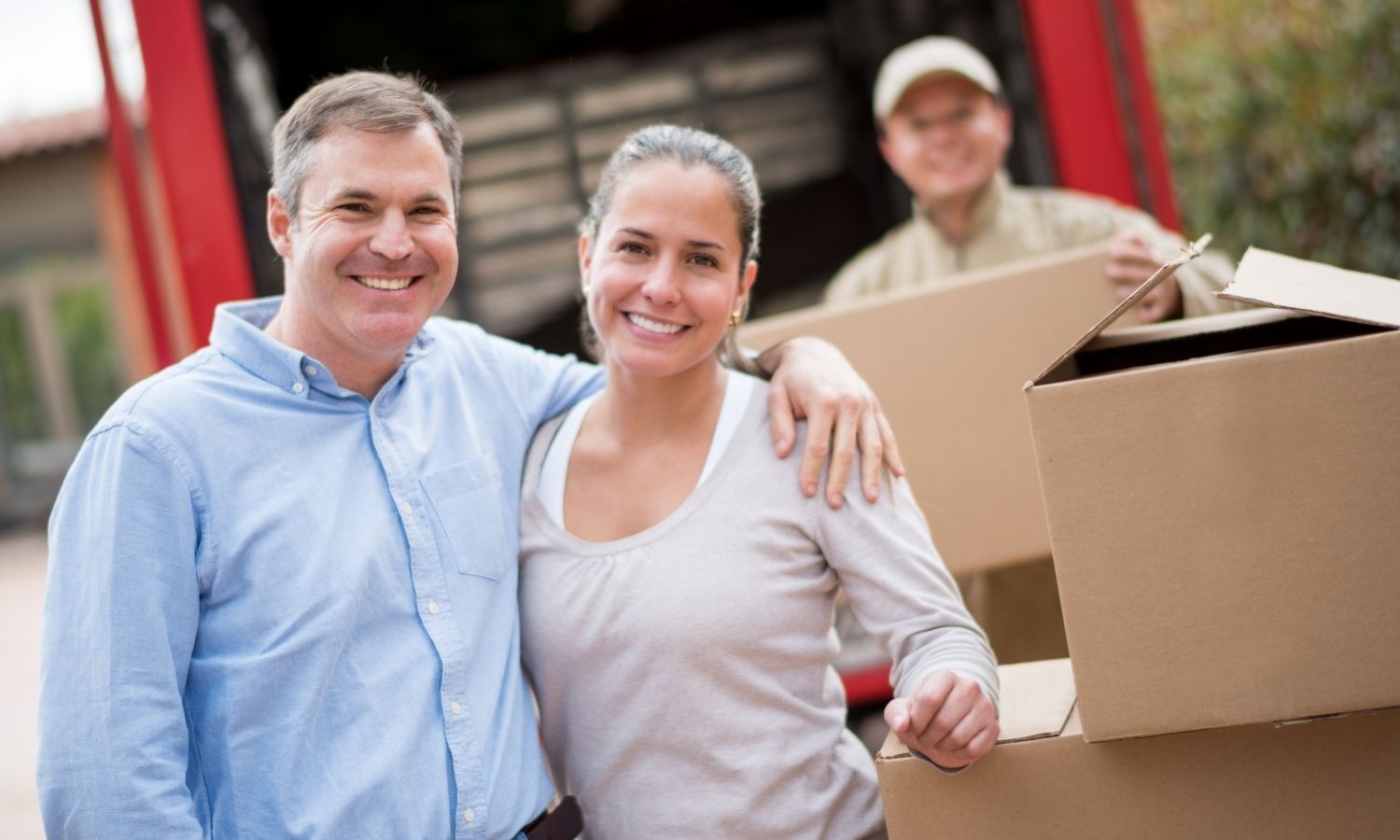 Happy-Customers-Moving-in-Alberta