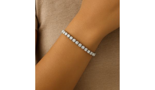 Can You Wear a Tennis Bracelet Everyday?