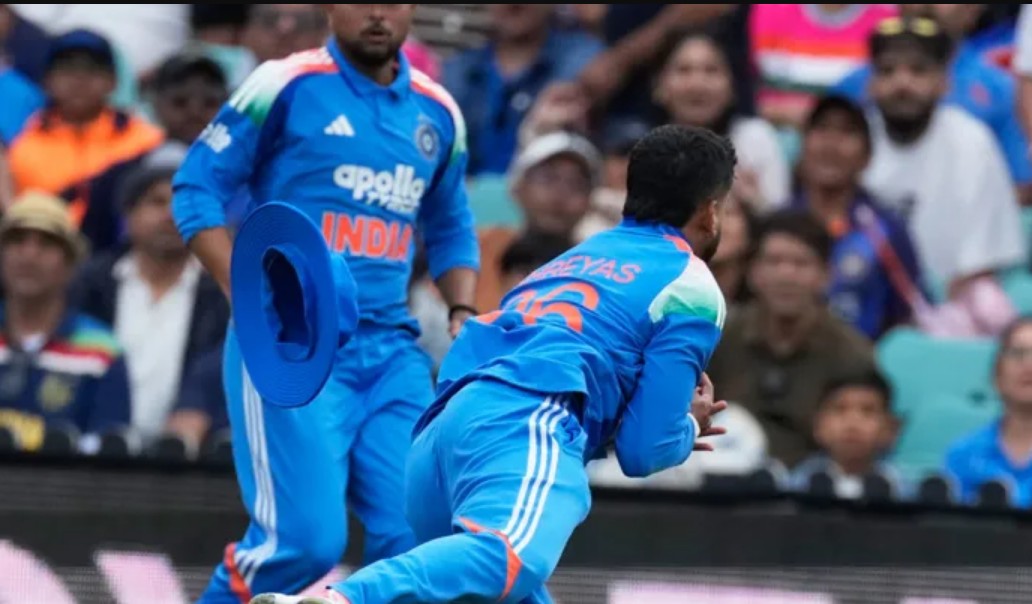 Shreyas Iyer dives for a catch in Australia – Winmatch Latest Cricket Update