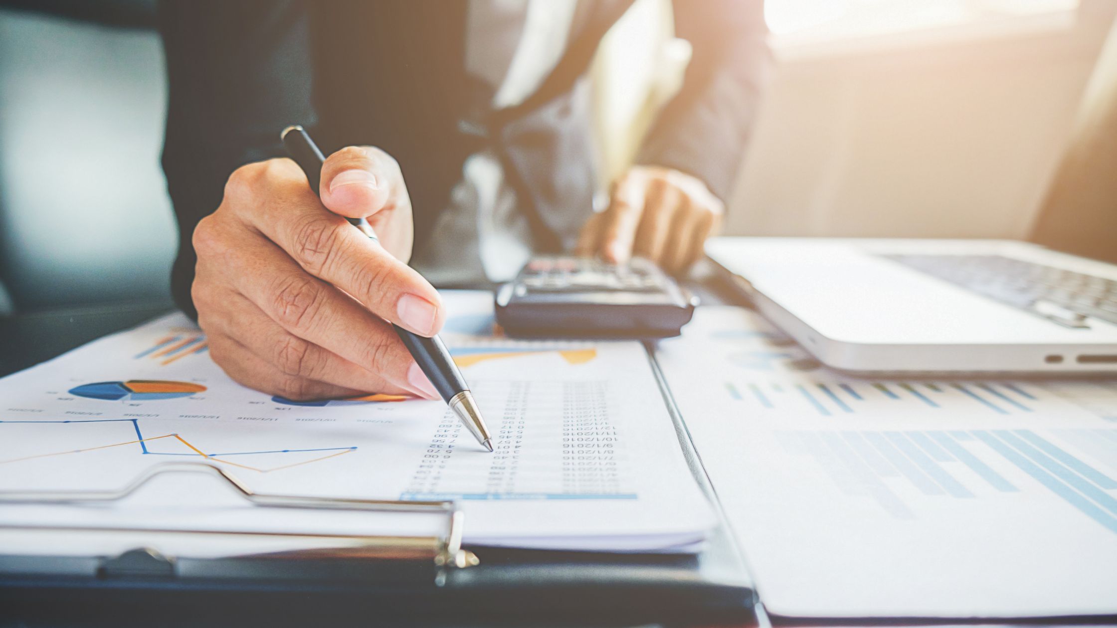 Why Choose SIP Consultant in Jaipur Over DIY Investing