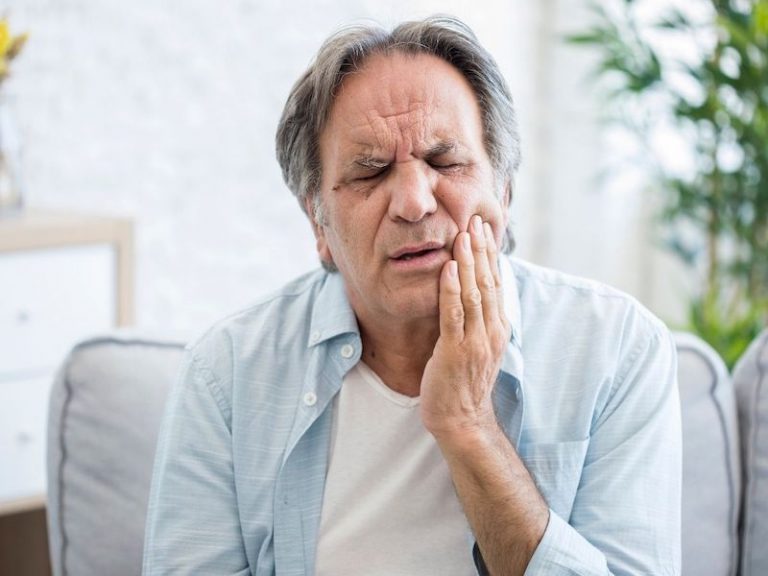 emergency-dentist-hemel-hempstead-toothache-768x576