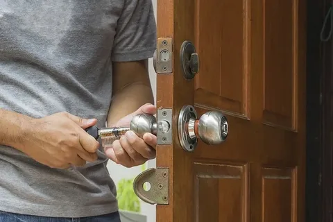 i - 2025-09-22T235203.218