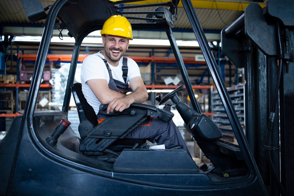 portrait-professional-forklift-driver-factory-s-warehouse_342744-203