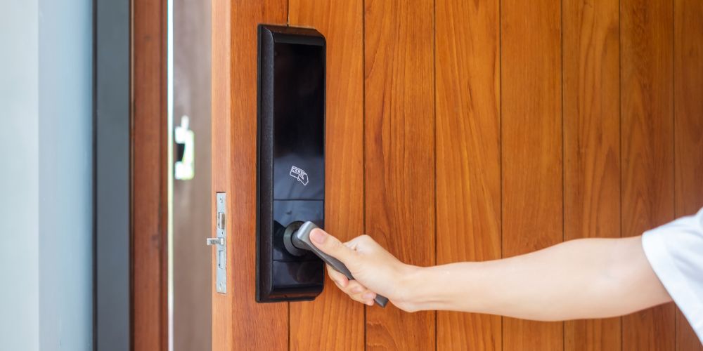 u7988-Untitled-design-2025-12-16T165016.100